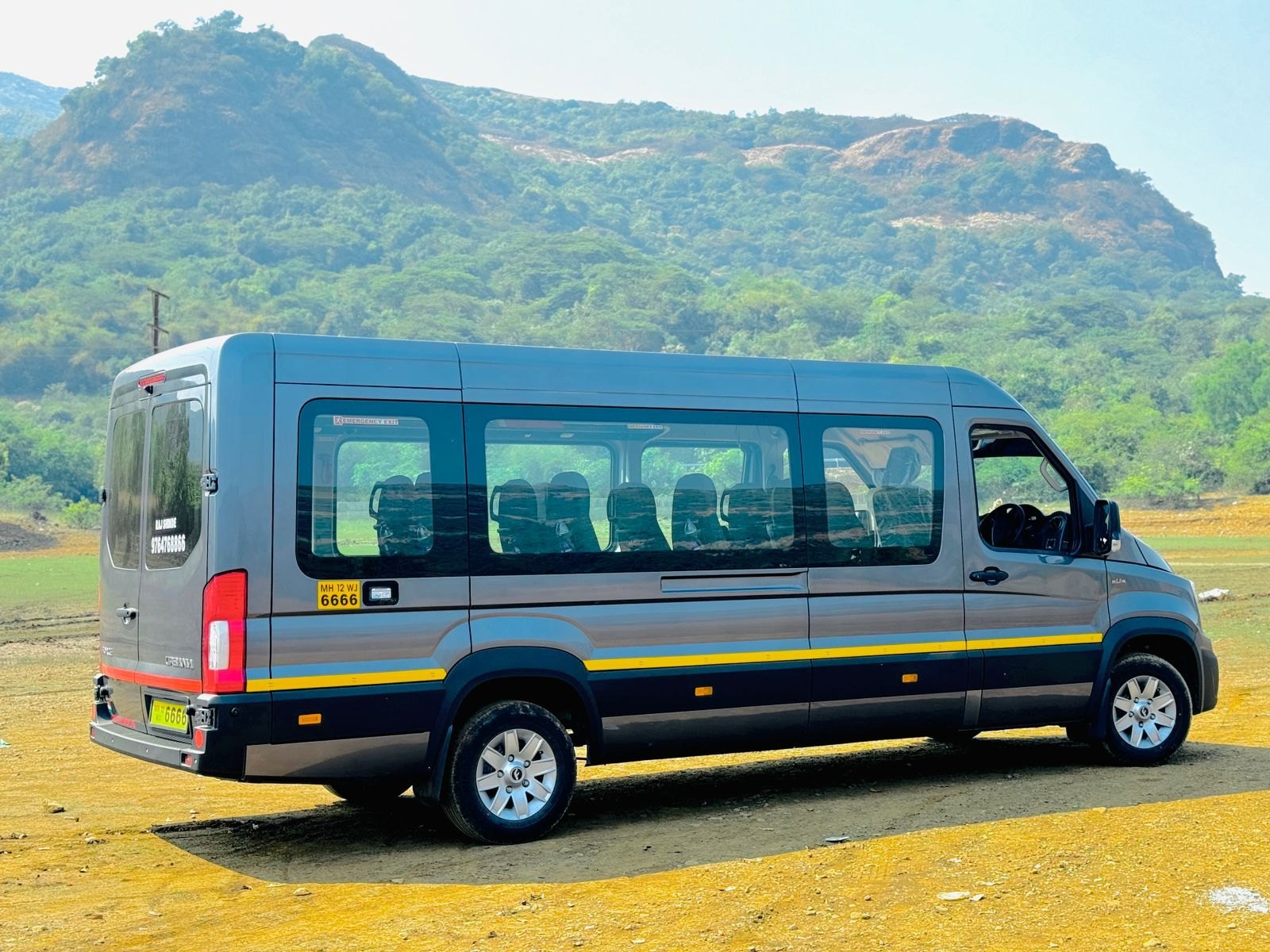Om Sai Travels Bus
